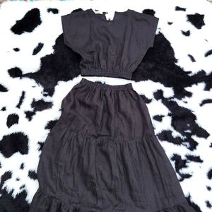 Aura the label Luna skirt set black size S brand new never worn